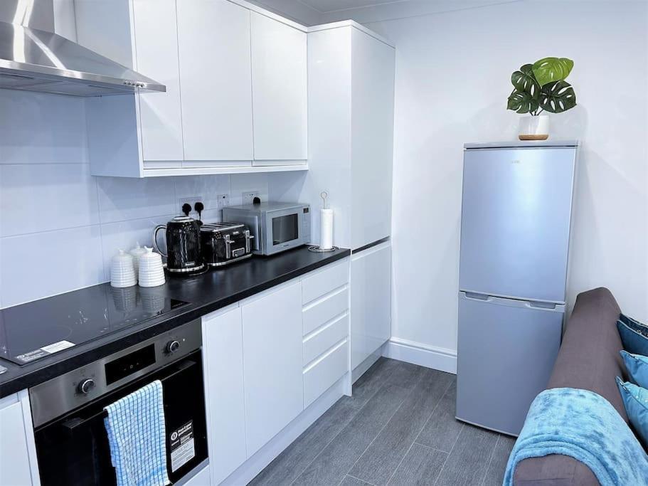 Apartament Stylish 2 Bed Flat In The Heart Of Lewisham Londyn Zewnętrze zdjęcie