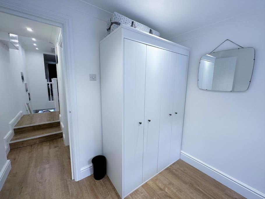 Apartament Stylish 2 Bed Flat In The Heart Of Lewisham Londyn Zewnętrze zdjęcie