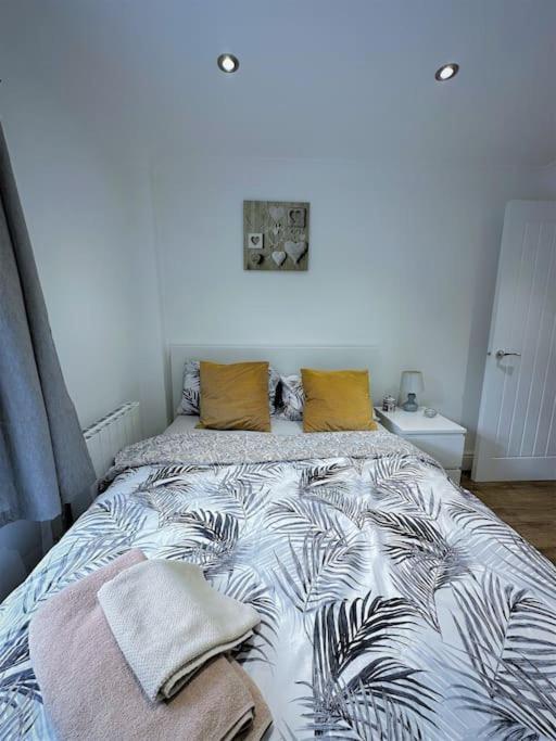 Apartament Stylish 2 Bed Flat In The Heart Of Lewisham Londyn Zewnętrze zdjęcie